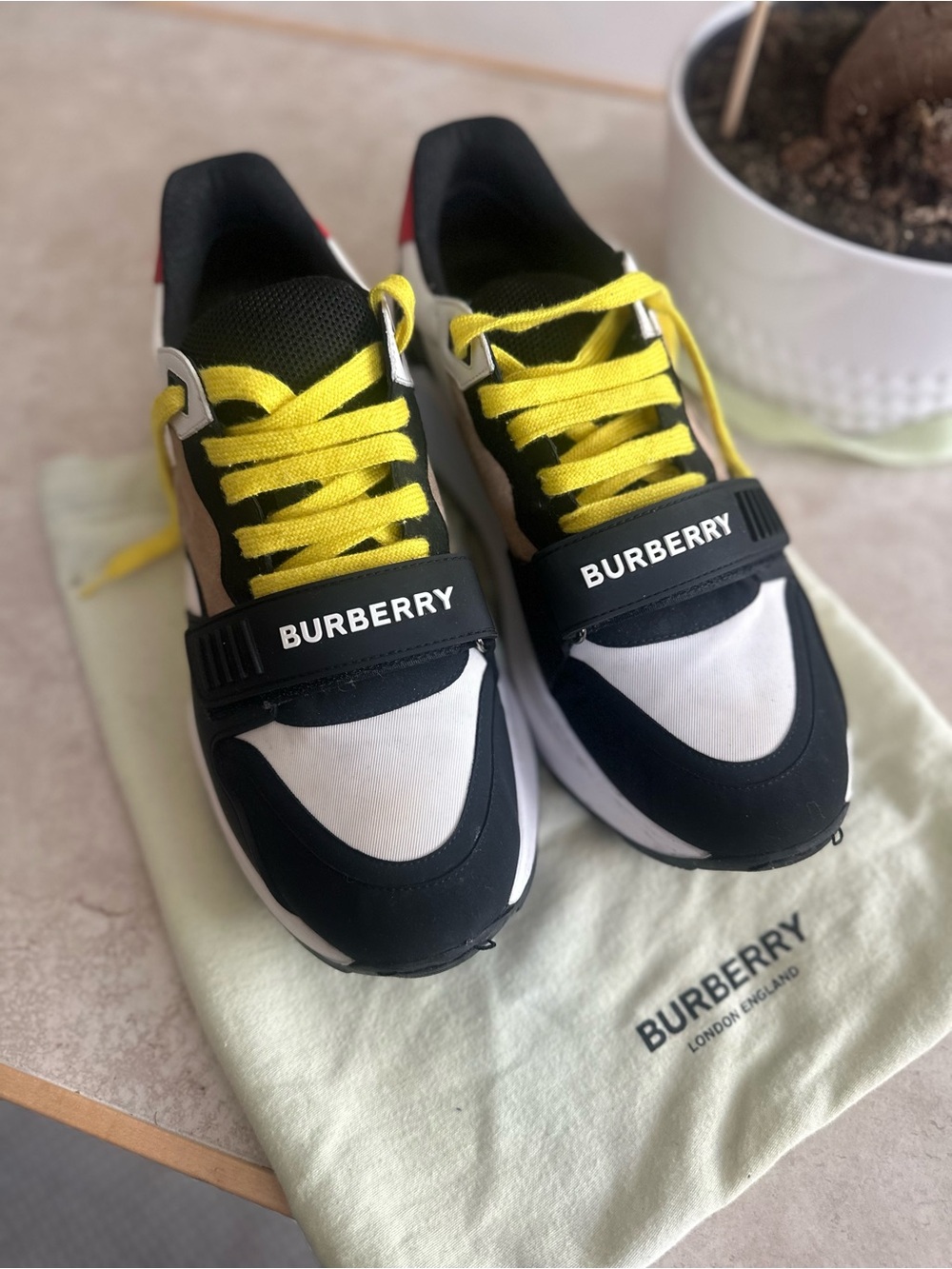 Burberry Ramsey Iconic Pattern 43